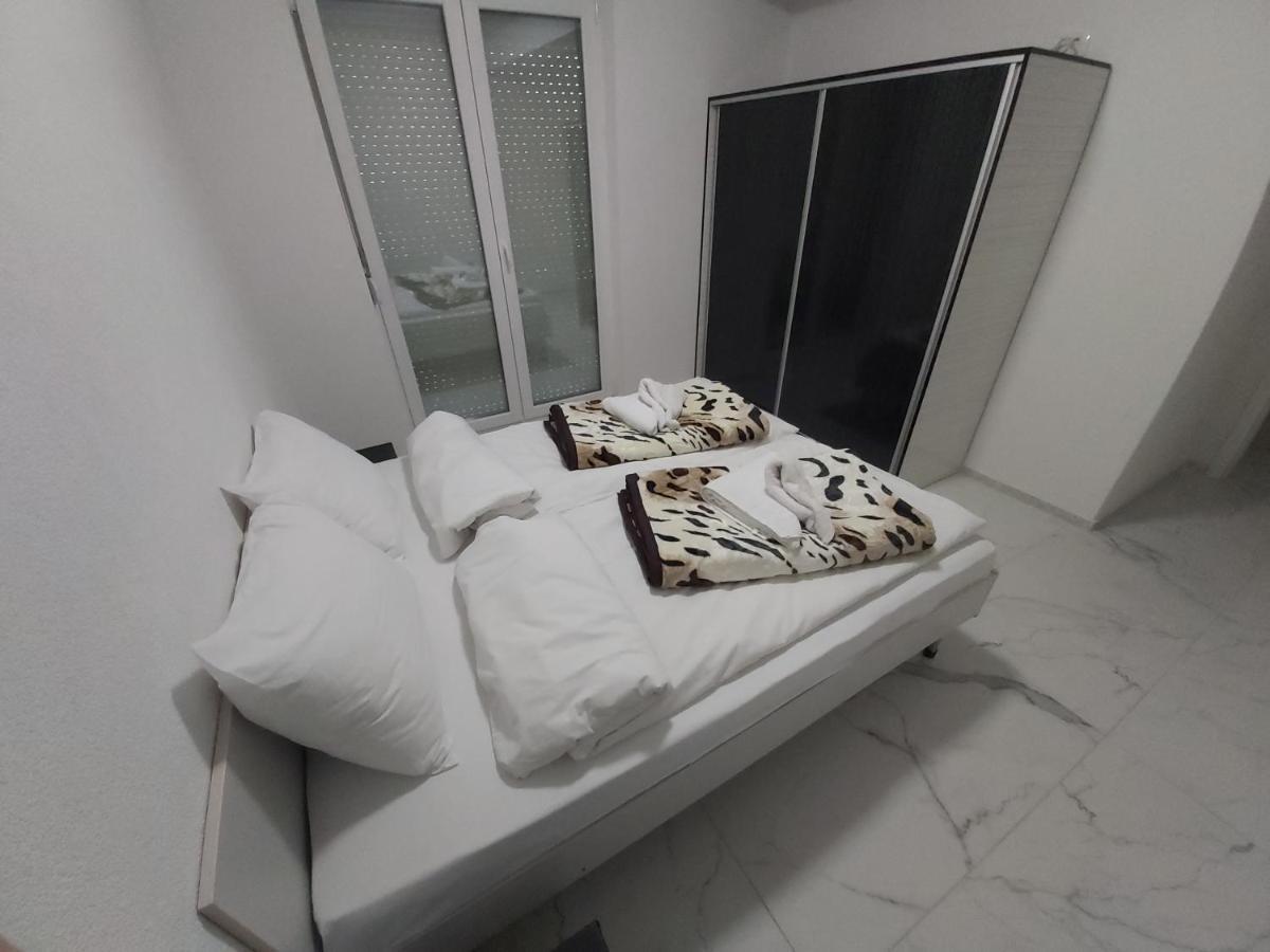 Xxl Apartments City Centar 1 Bitola Exterior foto
